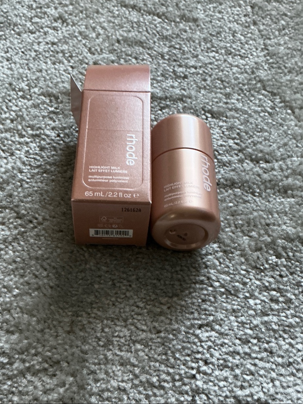 RHODE Highlight Milk Liquid Highlighter - PearlyChampagne
